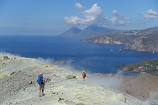 Italien - Trauminseln & Feuerberge im Mittelmeer